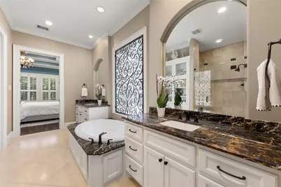 12934 Queensbury Lane, Houston, TX 77079 - Photo 26