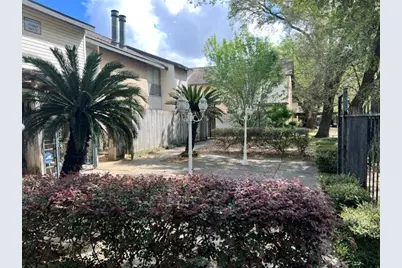 7918 Prestwood Drive #12, Houston, TX 77036 - Photo 2