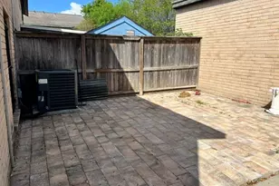 7918 Prestwood Dr, Houston, TX 77036 - Photo 18