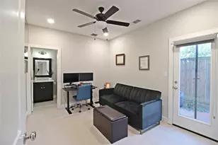 959 Saint Augustine St, Houston, TX 77023 - Photo 16