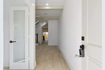 421 S Nugent Street, La Porte, TX 77571 - Photo 4