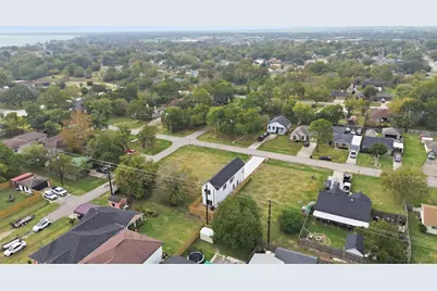 421 S Nugent Street, La Porte, TX 77571 - Photo 22