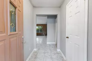 12402 Enchanted Path Dr, Houston, TX 77044 - Photo 4