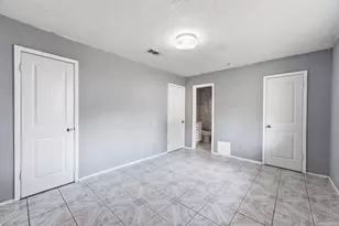 12402 Enchanted Path Dr, Houston, TX 77044 - Photo 12