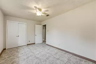 12402 Enchanted Path Dr, Houston, TX 77044 - Photo 6