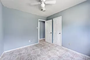 12402 Enchanted Path Dr, Houston, TX 77044 - Photo 10