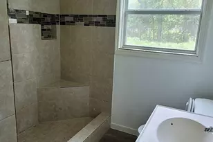 5811 Westdale St, Houston, TX 77087 - Photo 8