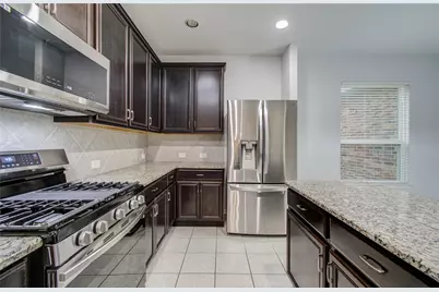 318 Bolton Drive, League City, TX 77573 - Photo 12