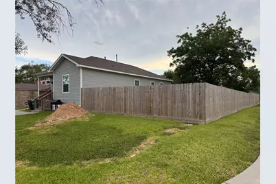 542 Coolwood Drive, Houston, TX 77013 - Photo 2