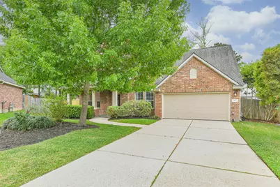 6 Cordella Place, The Woodlands, TX 77382 - Photo 2