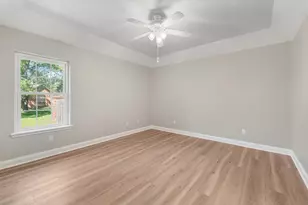 4611 Harrow Ct, Bryan, TX 77802 - Photo 10
