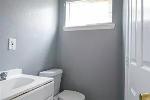 727 Dell Dale St, Channelview, TX 77530 - Photo 10