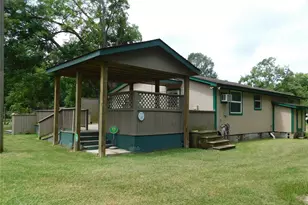 141 Martinez St, Coldspring, TX 77331 - Photo 2