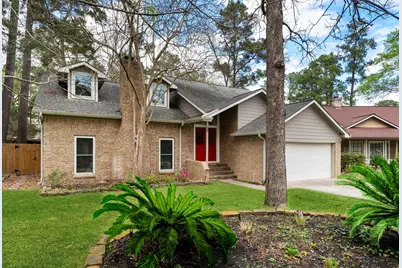 1 Birchcane Court, The Woodlands, TX 77381 - Photo 4