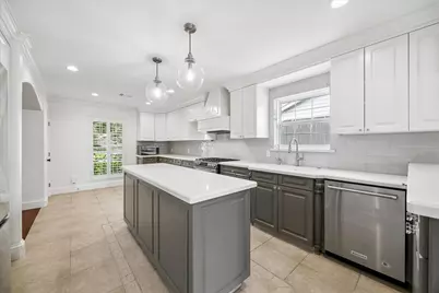 6918 Alderney Drive, Houston, TX 77055 - Photo 10