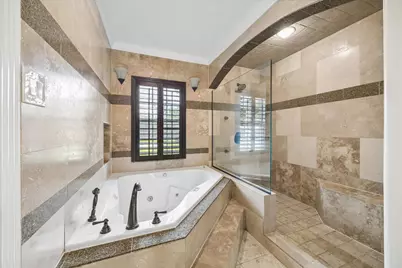 6918 Alderney Drive, Houston, TX 77055 - Photo 16