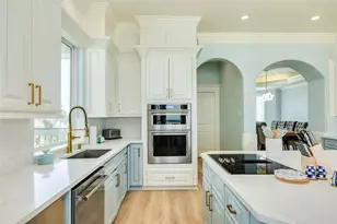 12207 Hershey Beach, Galveston, TX 77554 - Photo 8