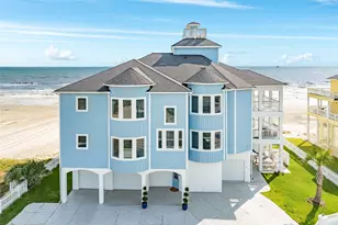 12207 Hershey Beach, Galveston, TX 77554 - Photo 2