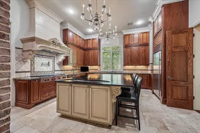802 Country Lane, Houston, TX 77024 - Photo 8