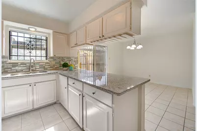 14633 Perthshire Road, Houston, TX 77079 - Photo 18