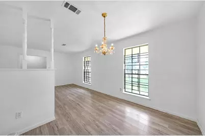 8447 Sterlingshire St, Houston, TX 77078 - Photo 4