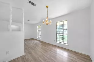 8447 Sterlingshire St, Houston, TX 77078 - Photo 4