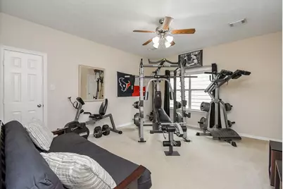 1446 Sherwood Park Circle, Houston, TX 77043 - Photo 30