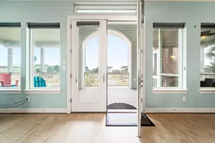4210 Sandpiper, Galveston, TX 77554 - Photo 10