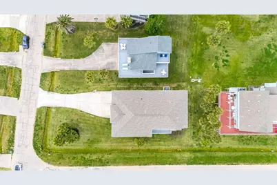 4210 Sandpiper, Galveston, TX 77554 - Photo 46