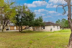 247 County Rd 688, Dayton, TX 77535 - Photo 6
