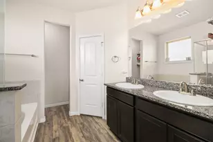 2225 Windy Sail Dr, Texas City, TX 77568 - Photo 14