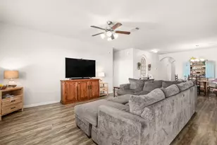 2225 Windy Sail Dr, Texas City, TX 77568 - Photo 8