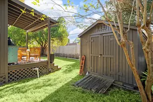 5423 Carew St, Houston, TX 77096 - Photo 28