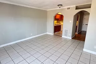 7818 Grove Ridge Dr, Houston, TX 77061 - Photo 2