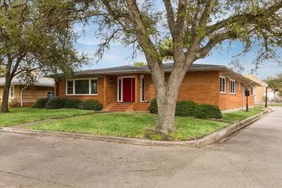 6 Cedar Lawn Circle, Galveston, TX 77551 - Photo 24