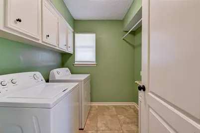 18310 Lake Oaks Drive, Spring, TX 77388 - Photo 16