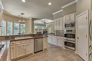 7 Clarion Ridge, The Woodlands, TX 77382 - Photo 16