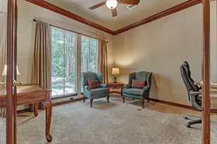 7 Clarion Ridge, The Woodlands, TX 77382 - Photo 6