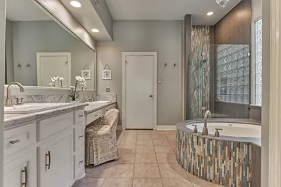 7 Clarion Ridge, The Woodlands, TX 77382 - Photo 12