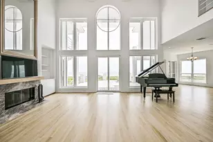 19039 E Kahala Dr, Galveston, TX 77554 - Photo 6