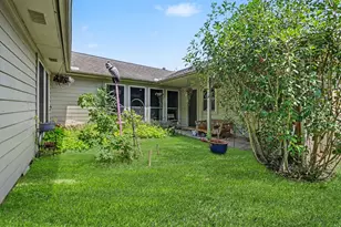 423 Merriweather St, Houston, TX 77598 - Photo 22