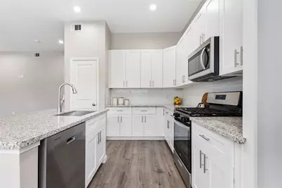 1319 E 35th Street, Houston, TX 77022 - Photo 6