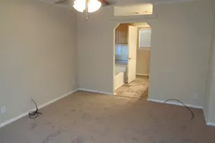 21414 Cherry Canyon Ln, Tomball, TX 77375 - Photo 16