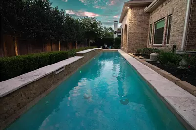 51 Woodglade Way, Tomball, TX 77375 - Photo 2