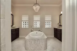 51 Woodglade Way, Tomball, TX 77375 - Photo 18
