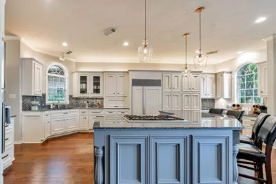 8311 Shoregrove Drive, Houston, TX 77346 - Photo 6