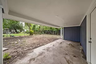 213 W Homan St, Baytown, TX 77520 - Photo 20