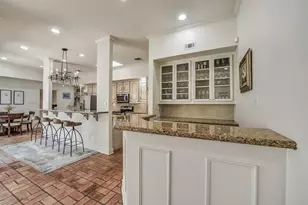 2011 Canongate Dr, Houston, TX 77056 - Photo 6
