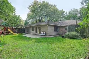 8615 Ferris Dr, Houston, TX 77096 - Photo 14