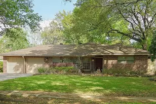 8615 Ferris Dr, Houston, TX 77096 - Photo 6